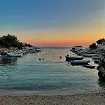 Milano * Rogoznica (Sibenik-Knin)