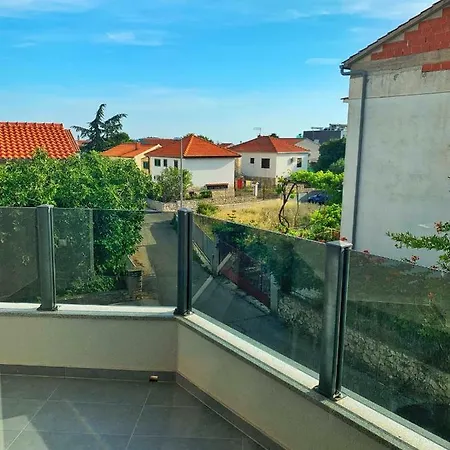 Milano * Rogoznica (Sibenik-Knin)