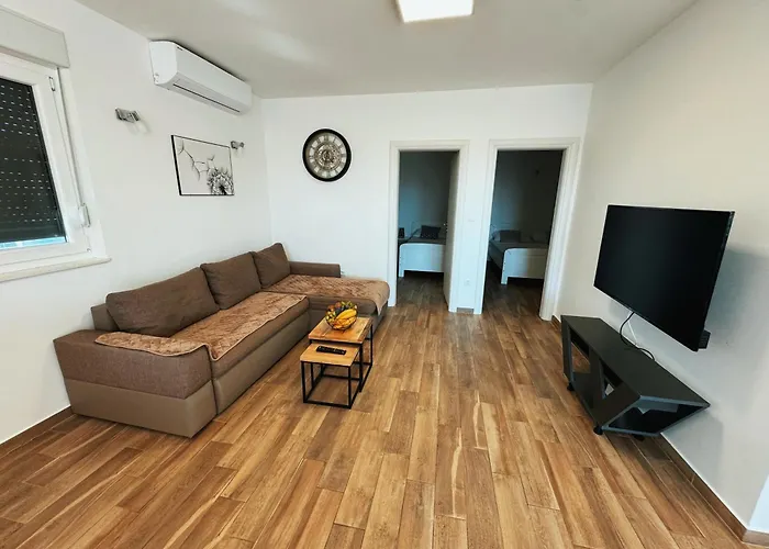 Milano Rogoznica (Sibenik-Knin)